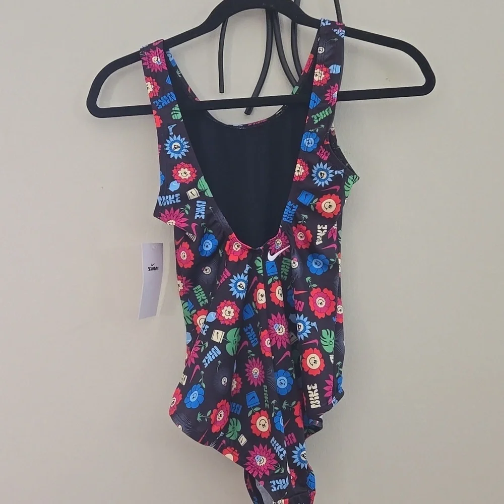 Nike Swim Garden Party Big Kids size LARGE